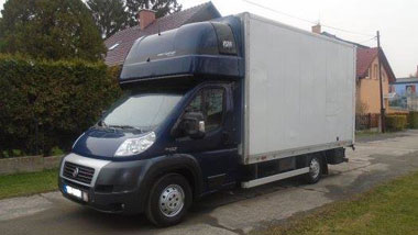 Auto s hydraulickým čelem 22 m3